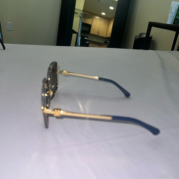 Chanel Square Sunglasses - Picture 5 of 13